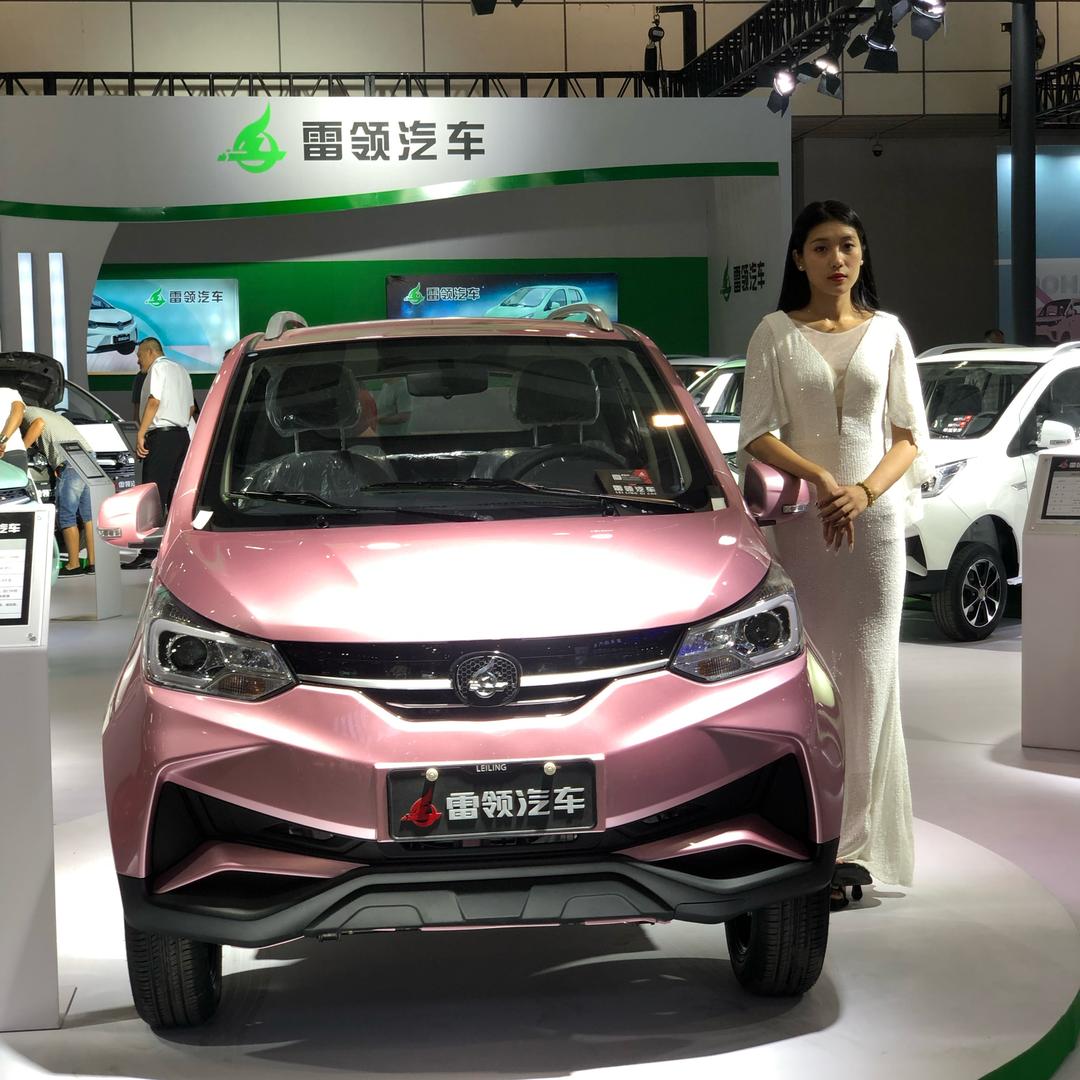 低速新能源四轮代步车