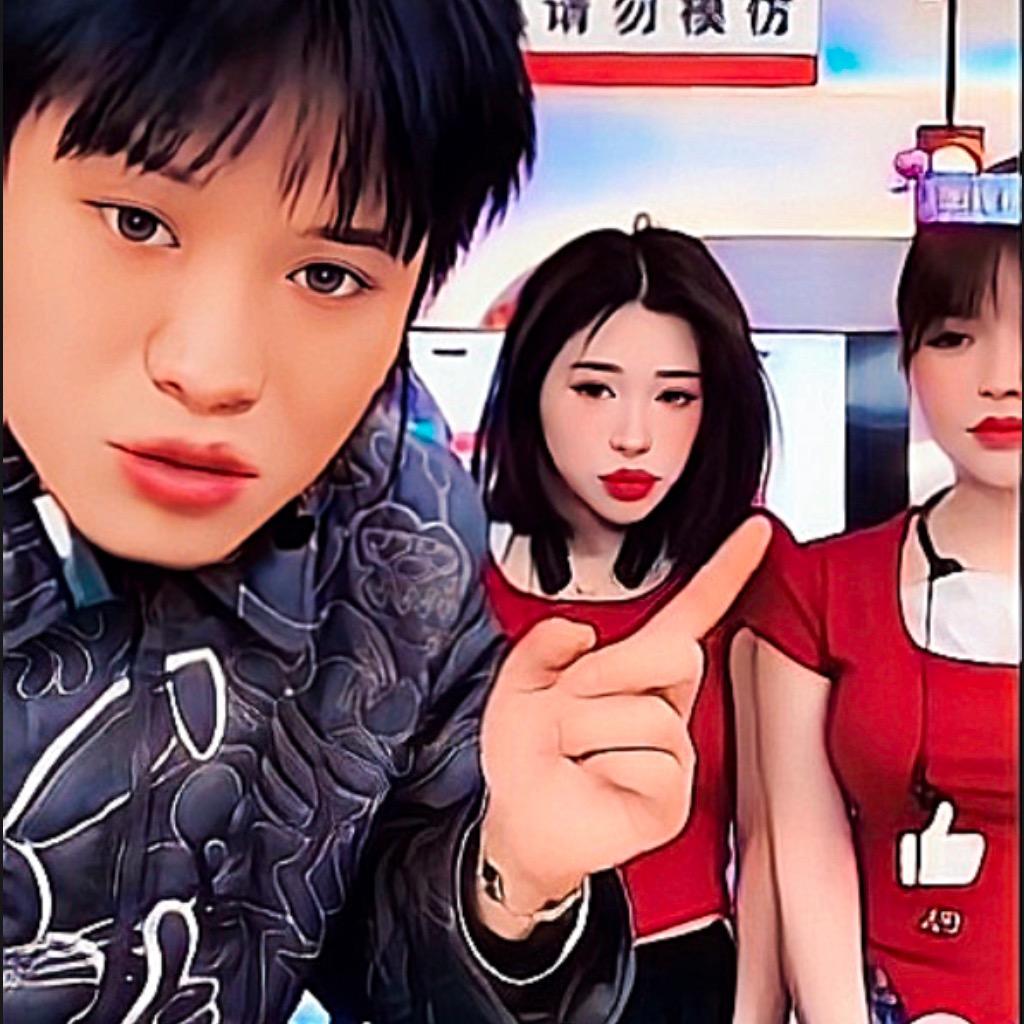 疯狂的红绿灯🚦「三只羊」