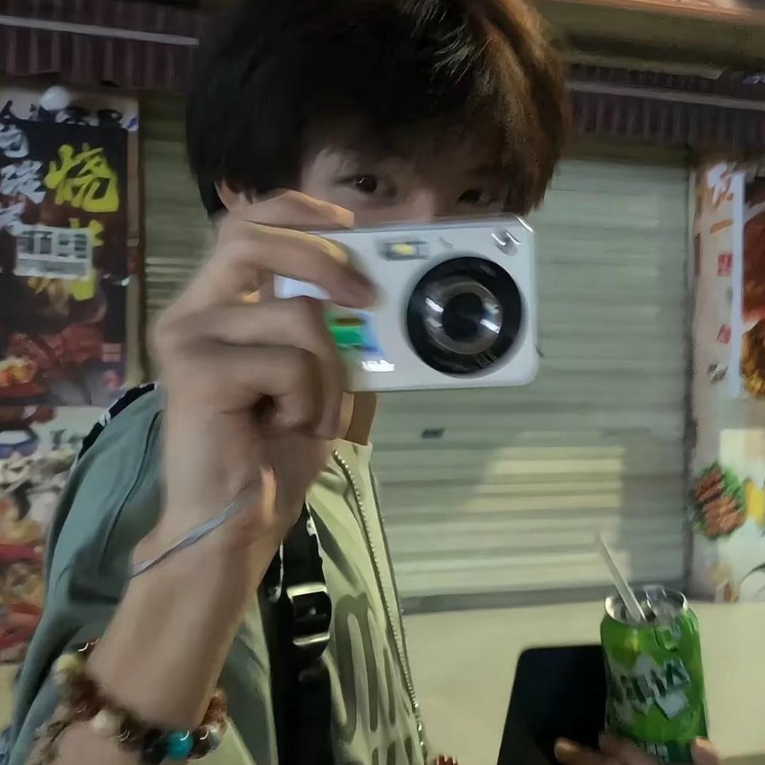 藤藤滋