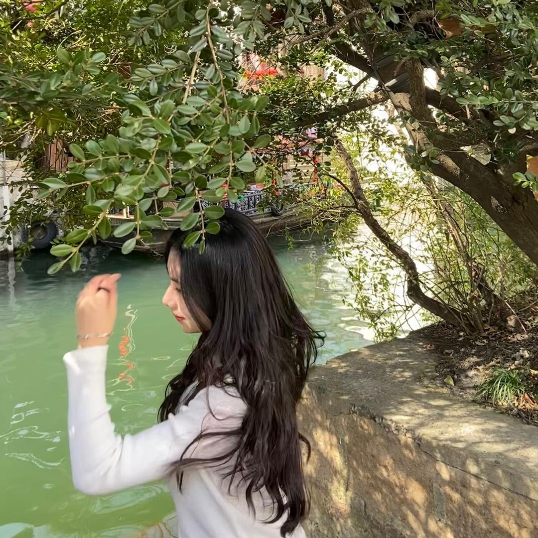 蓝莓荡秋千🫐