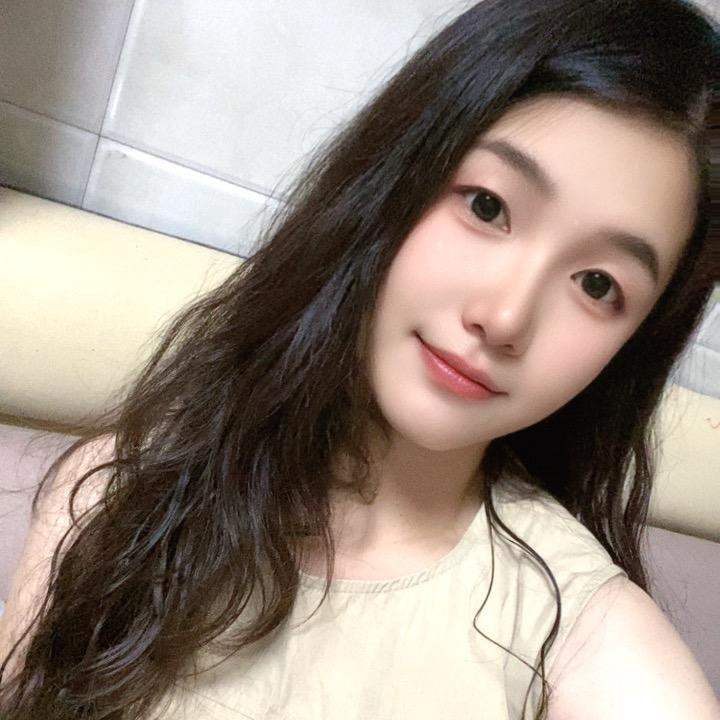 @是琼琼吖吖吖💕