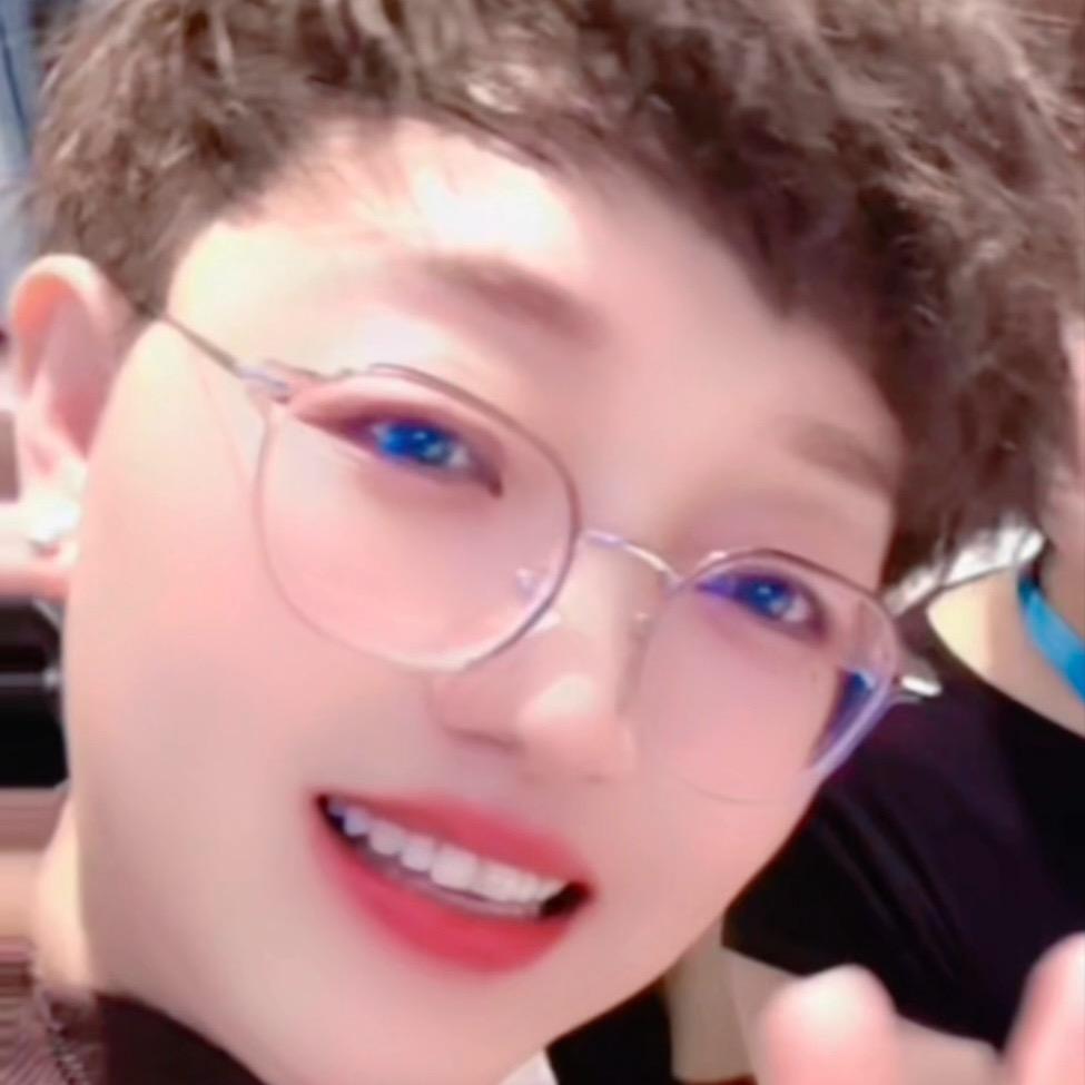 @大美⭕️¥粉红女郎