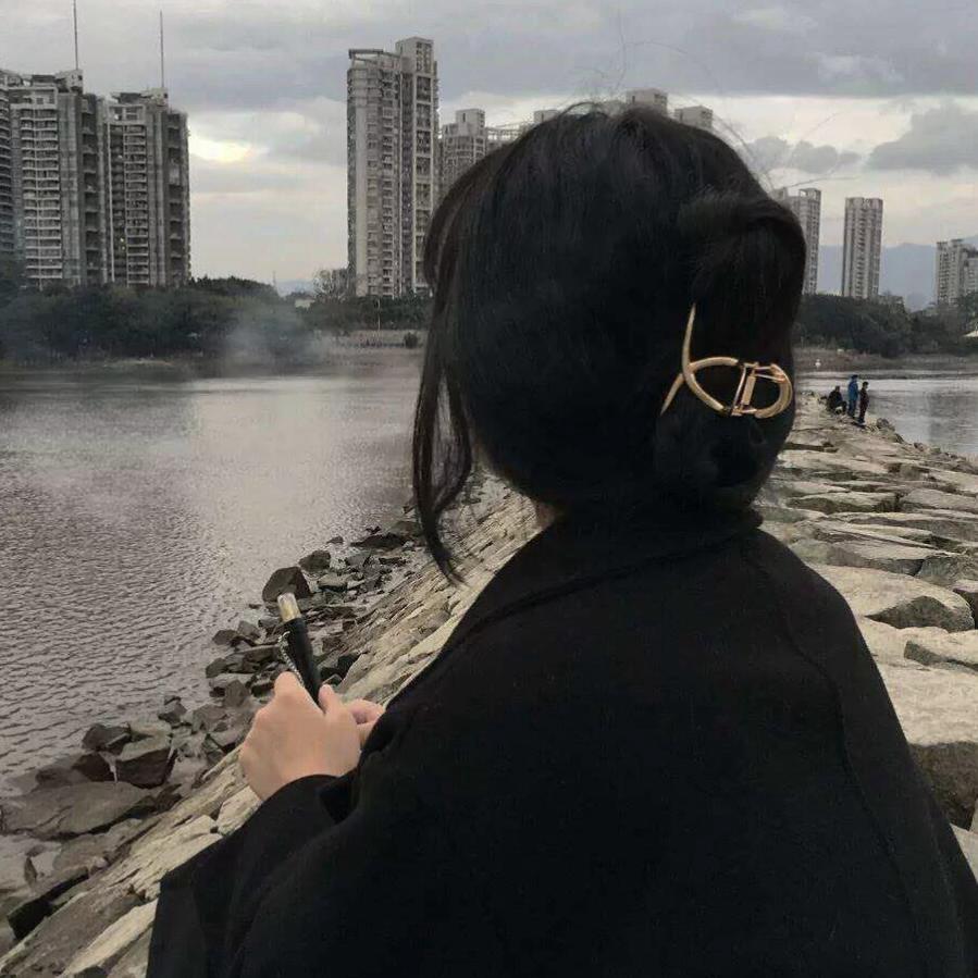 等大婷子长大💭