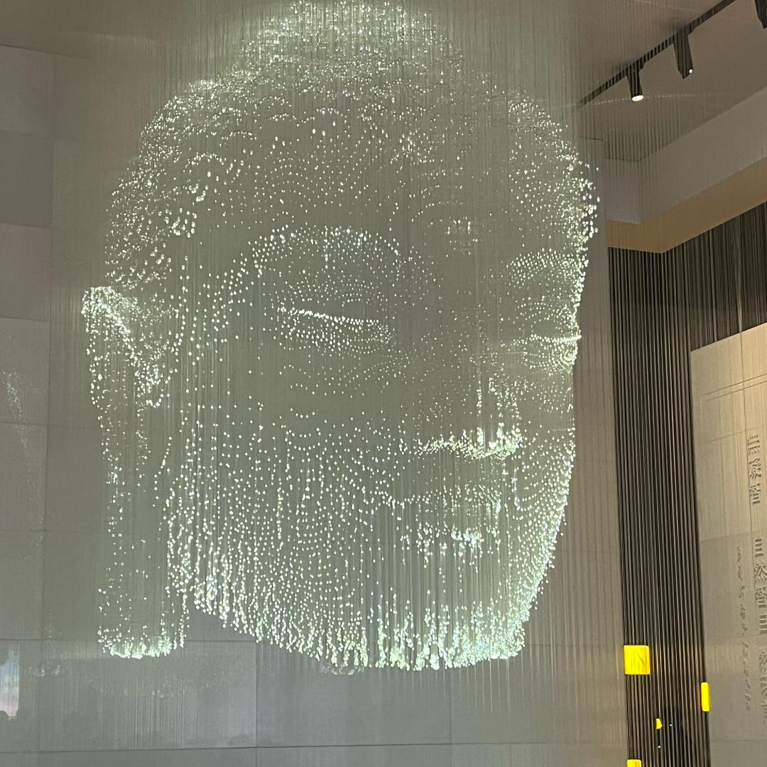 你一见到就笑的人