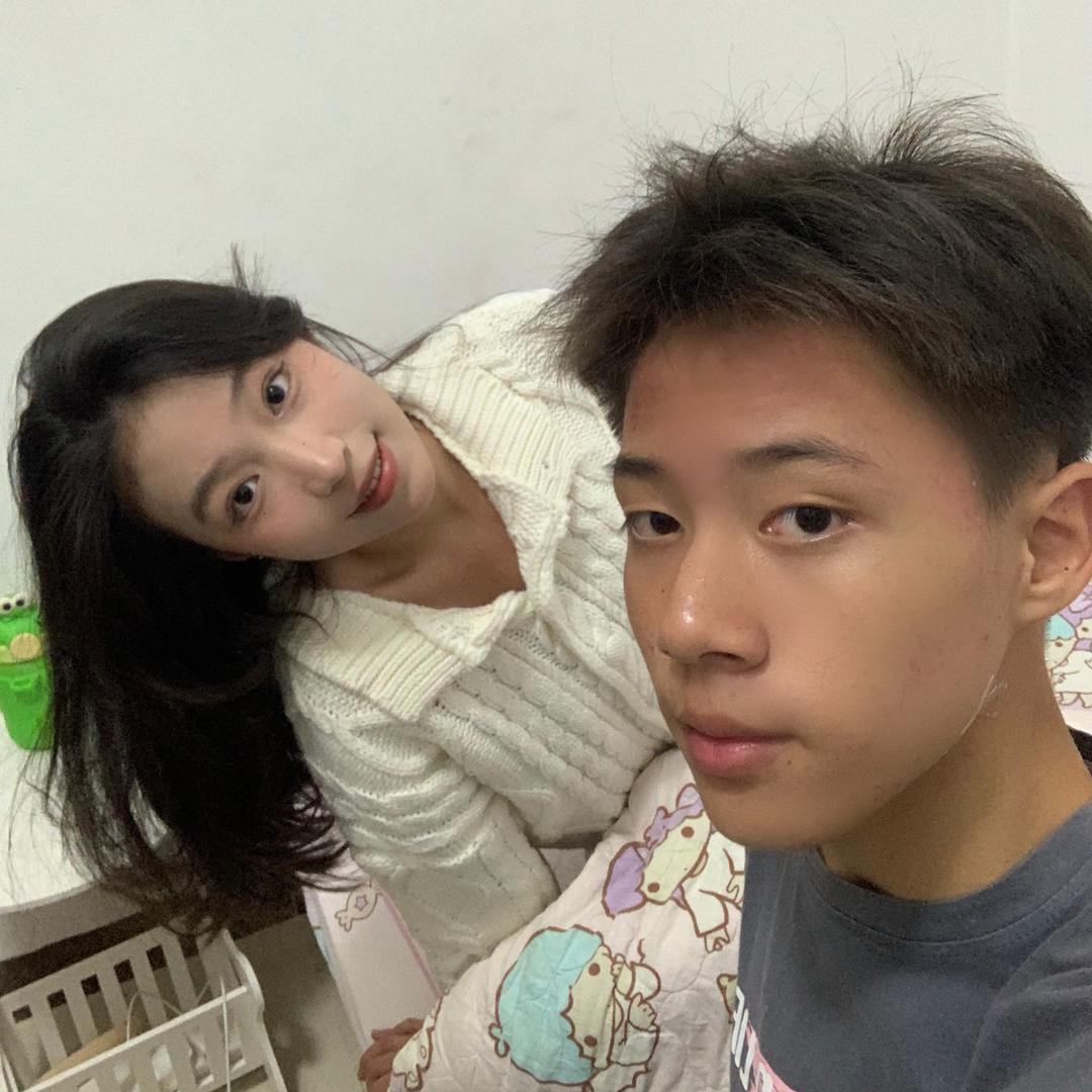 躺不够的尸体🧟