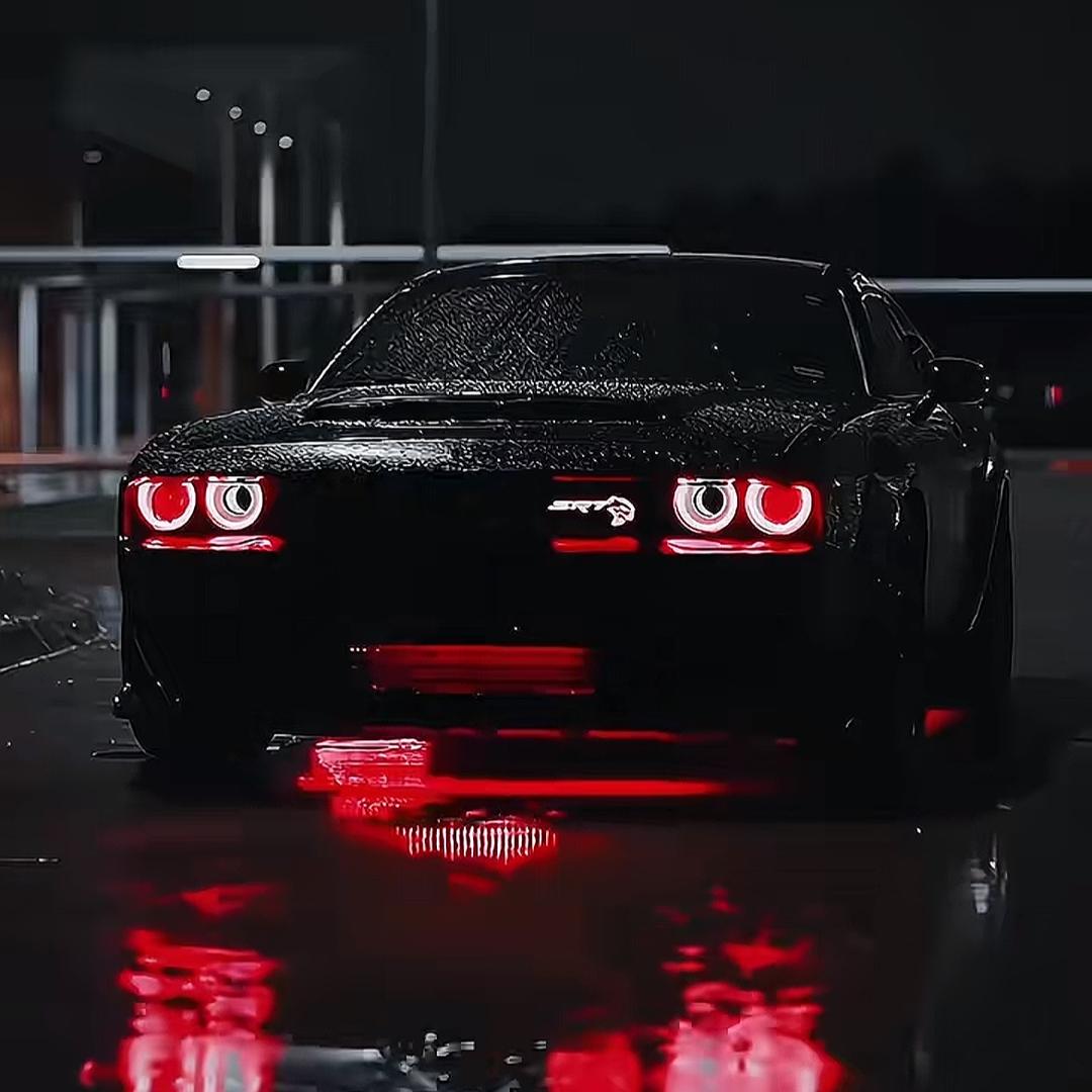 卖买二手精品车的李富贵