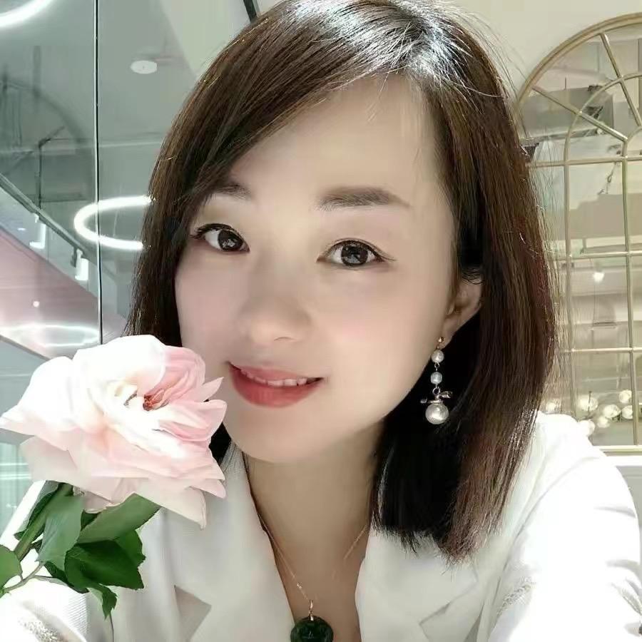 圆脸老阿姨💫