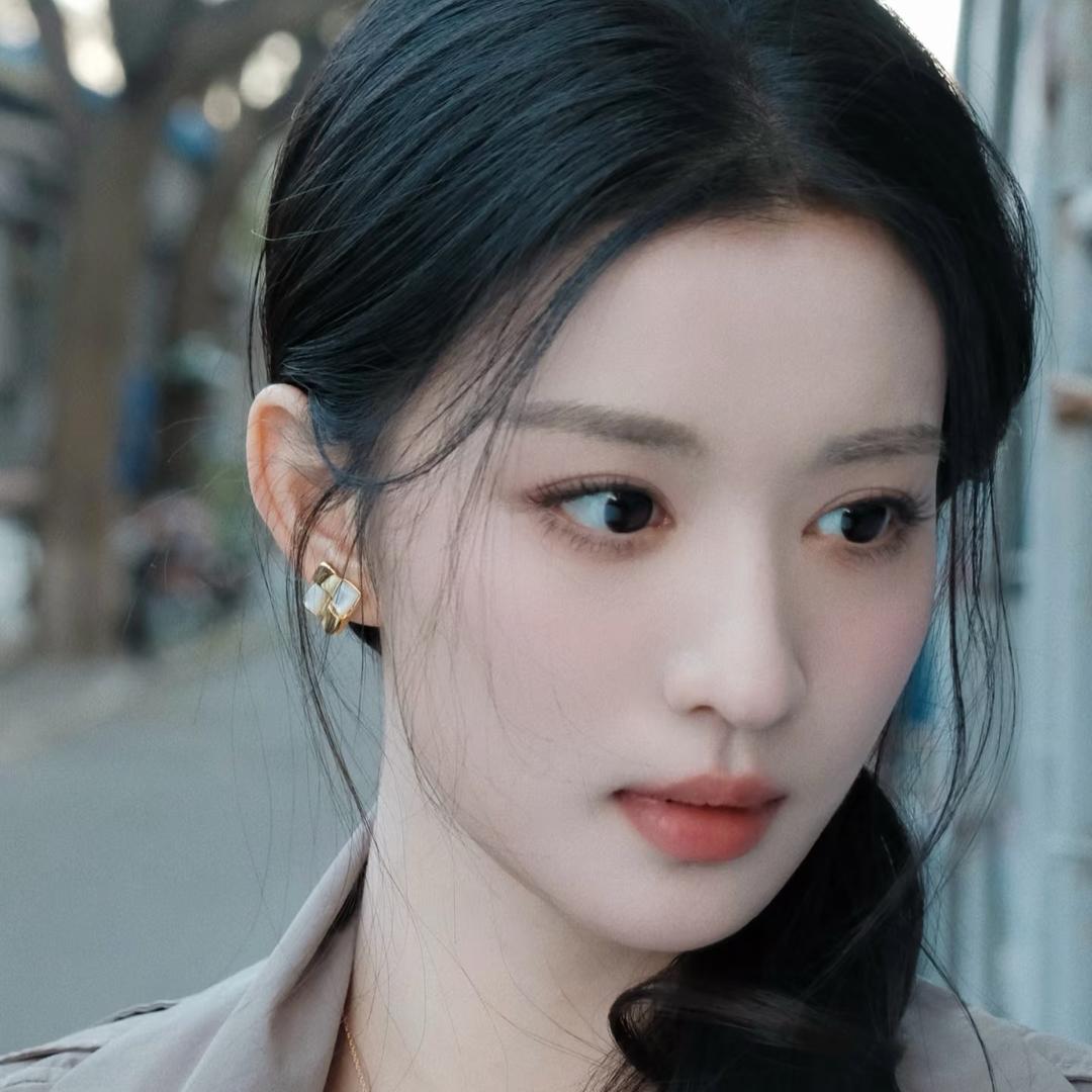 Y潇月