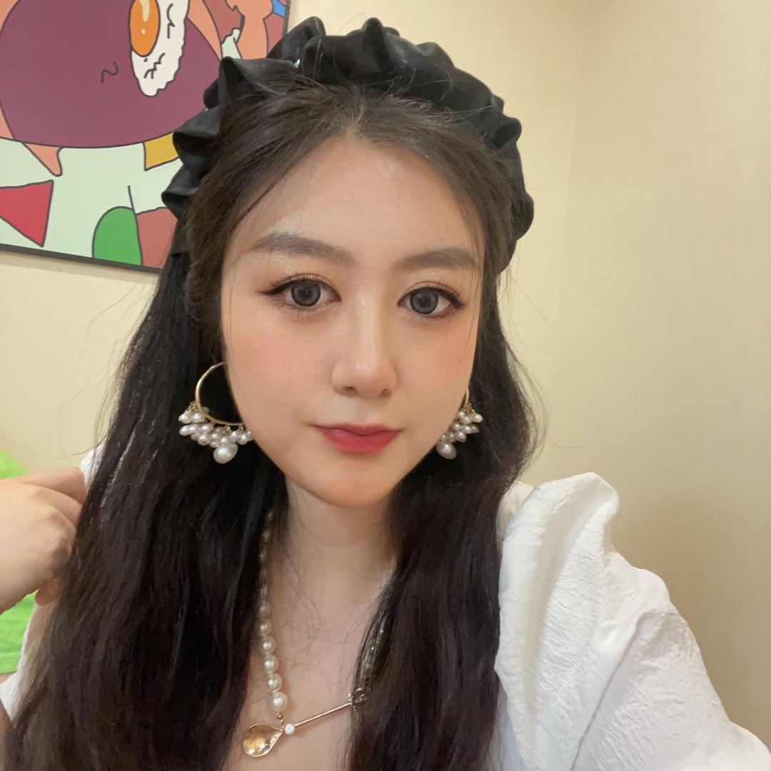东北老妹儿朱朱