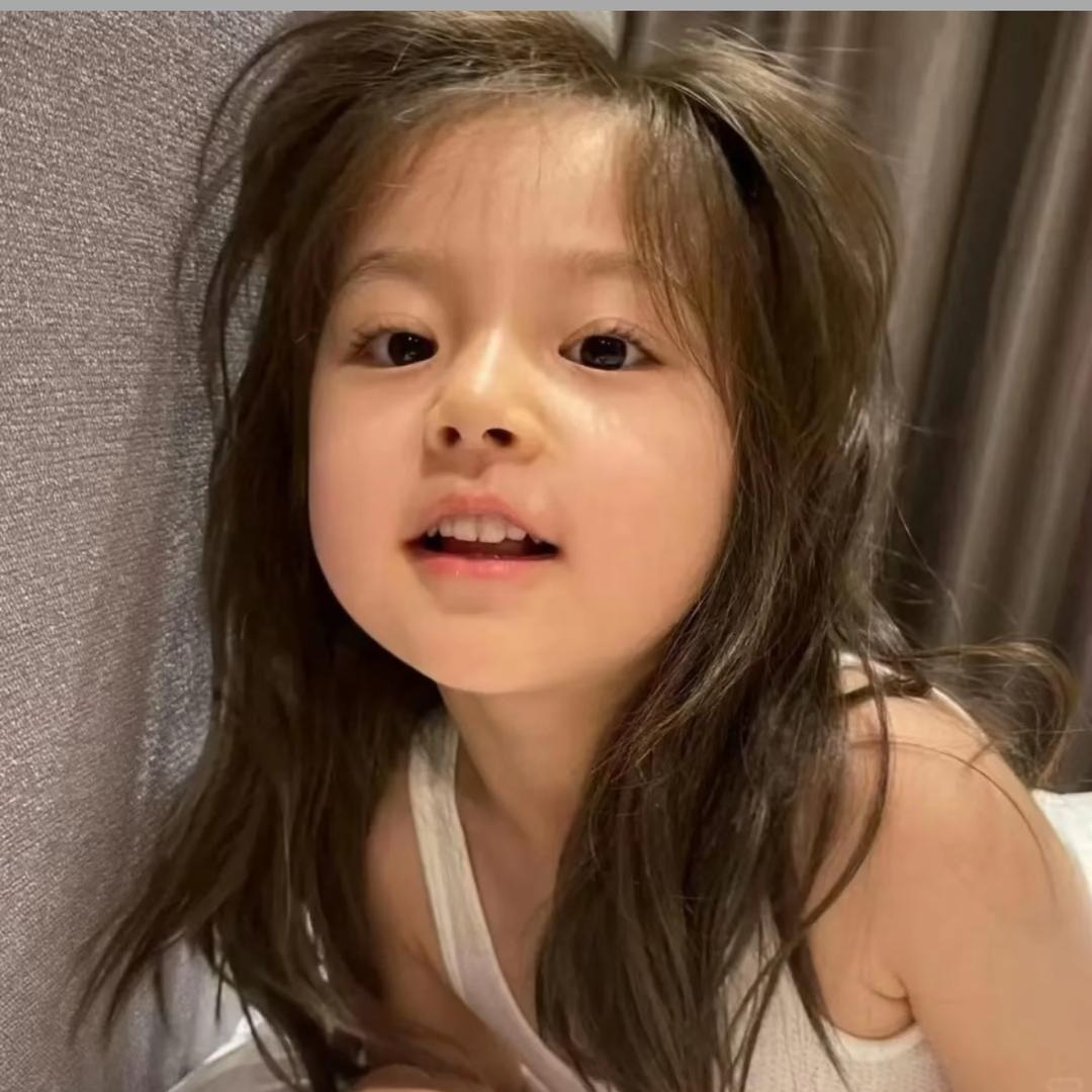 小小雅.