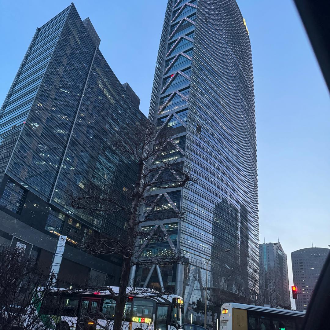 ㅤㅤㅤㅤㅤㅤㅤㅤ  ㅤ-