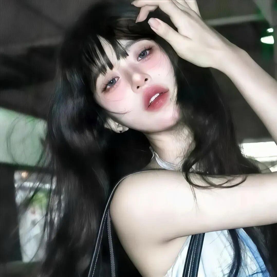 依依