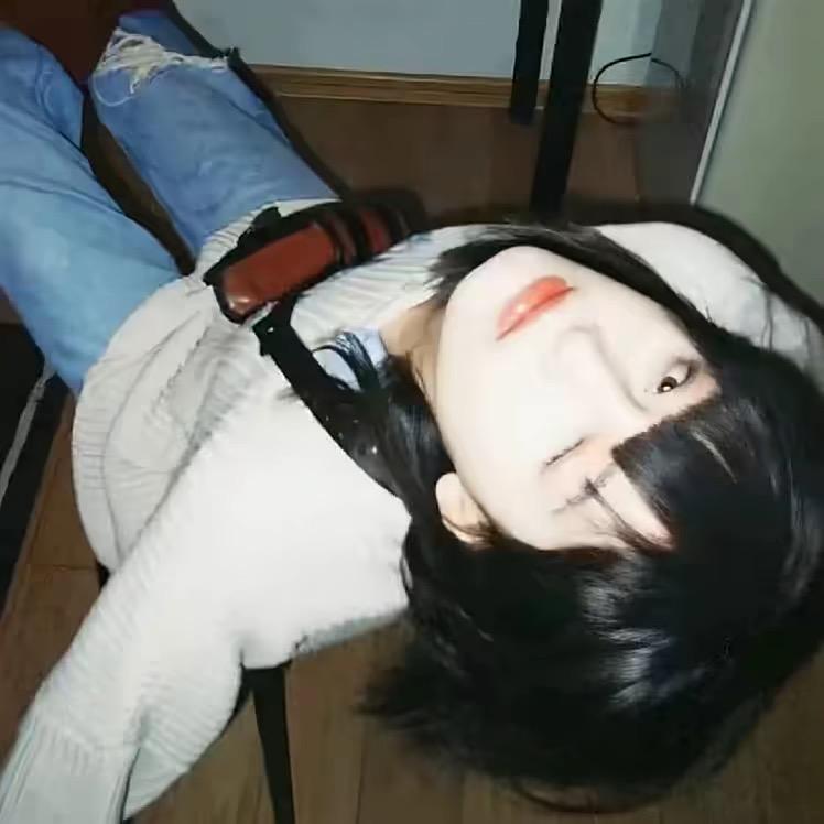 小8