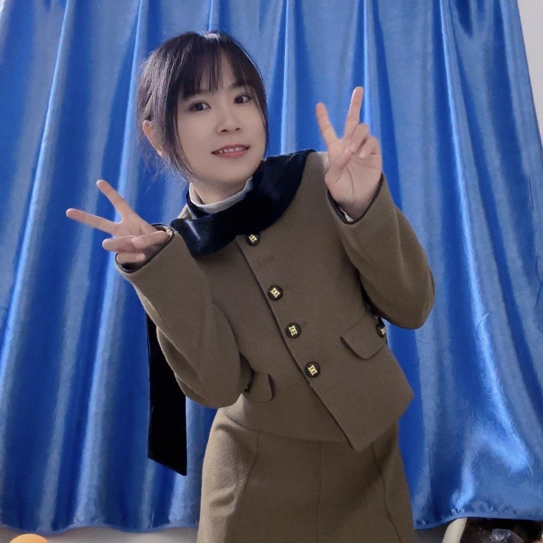 四月