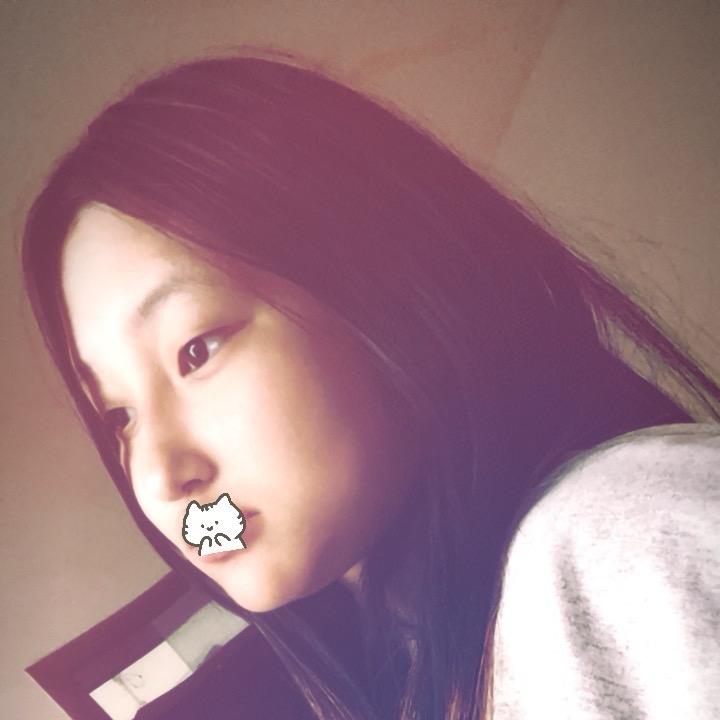 小妞.