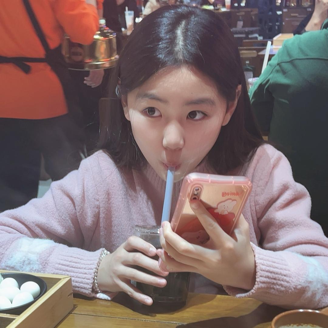 🐶💋张點伈🥧