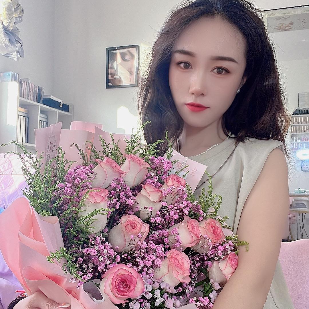 多米.鲜花美甲