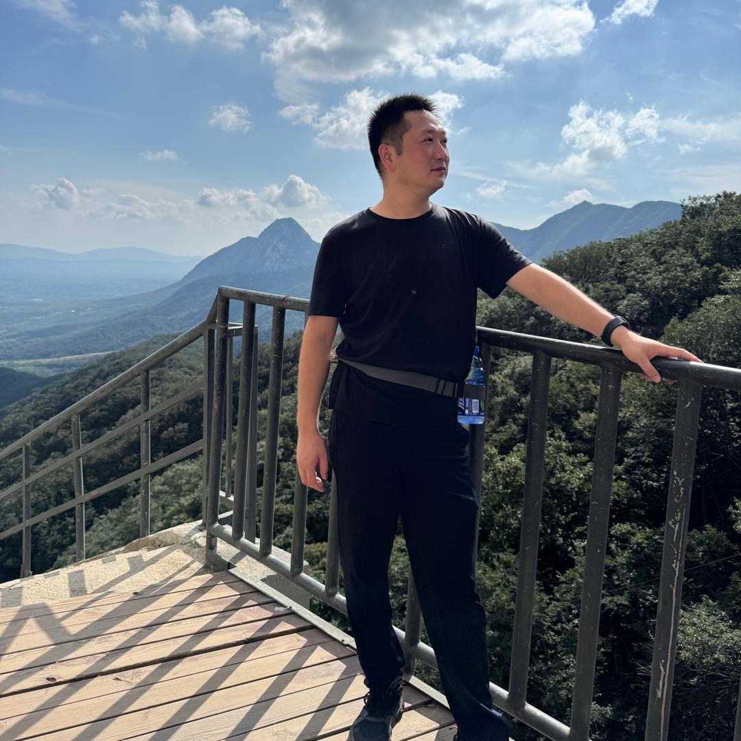 璟汇亮化屈