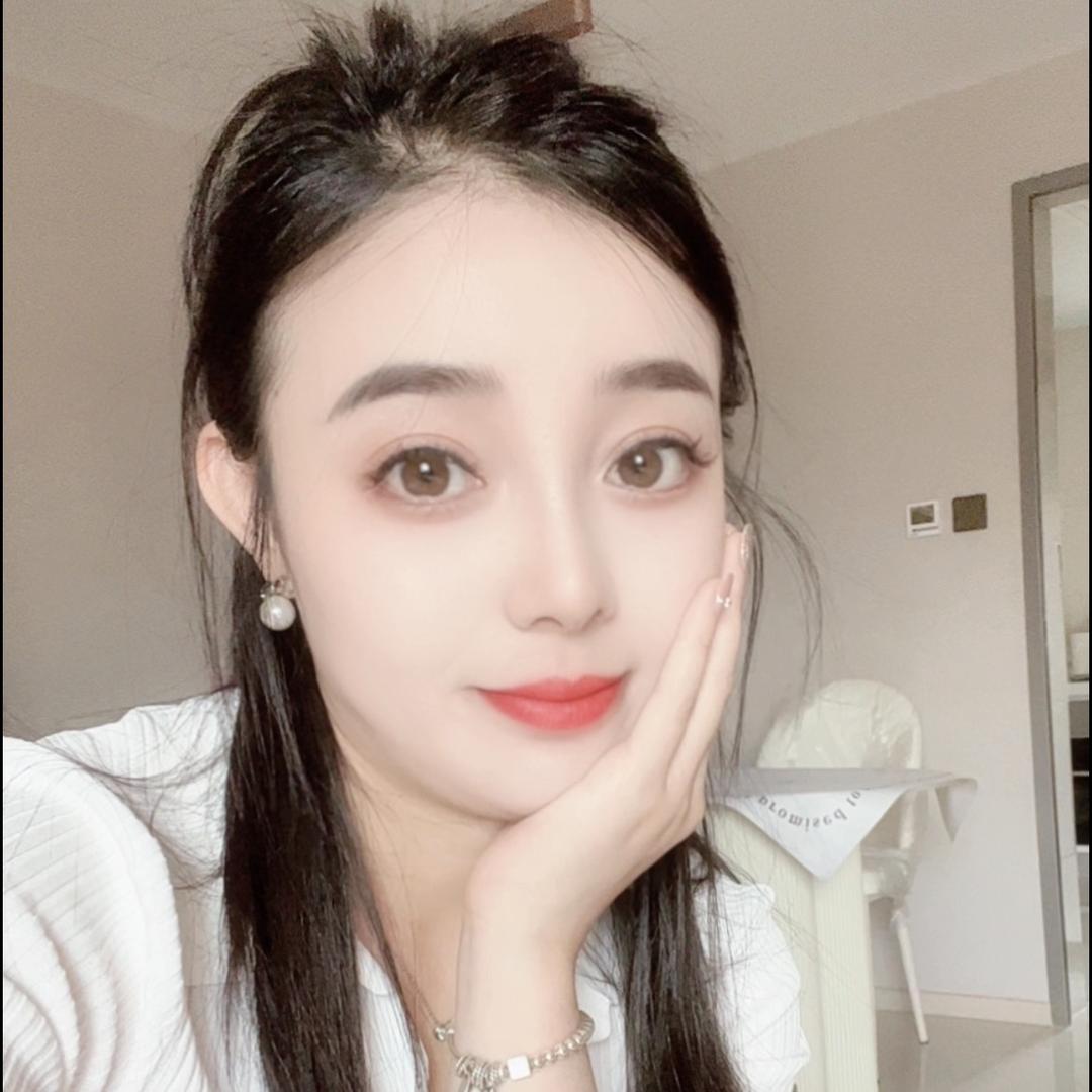 娜、么美