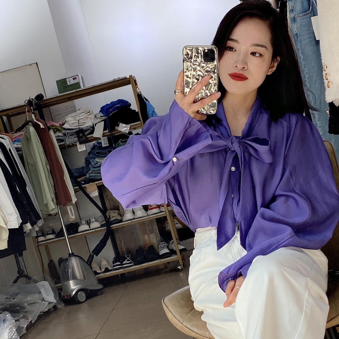 登封市大冶镇女人秀服装店