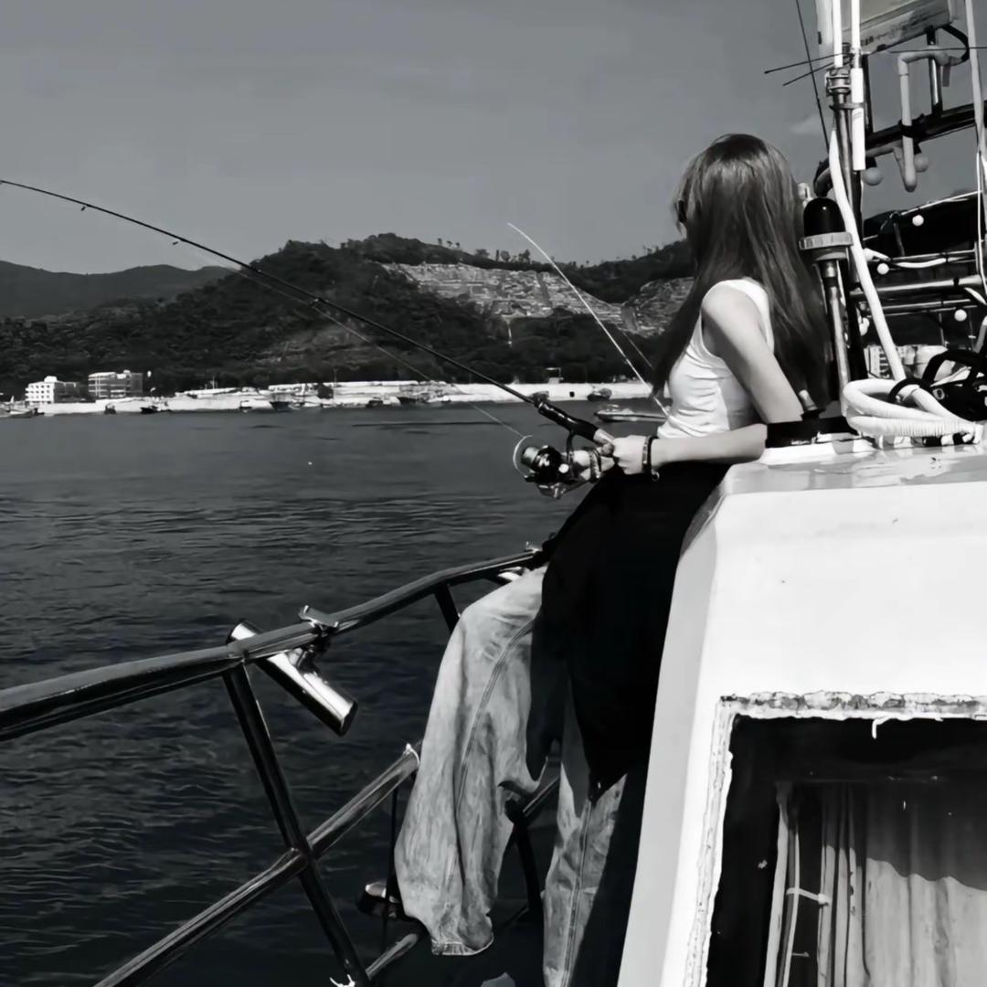 •巷子里的猫·ᰔᩚ