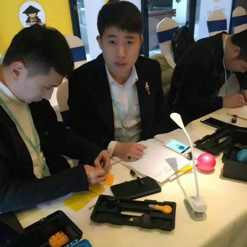 温表阿虎-优奢库