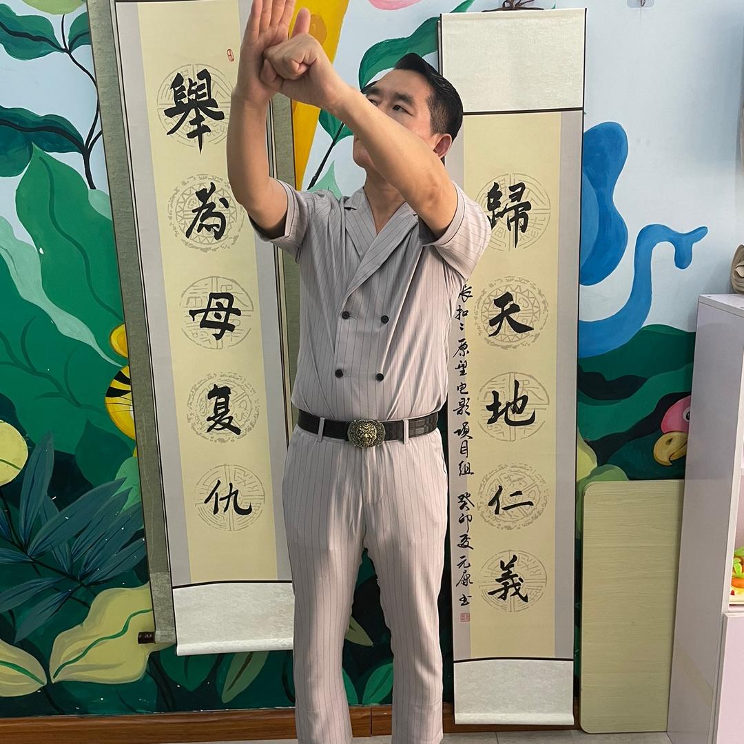 高文平筹拍《背道而行》电影进行时
