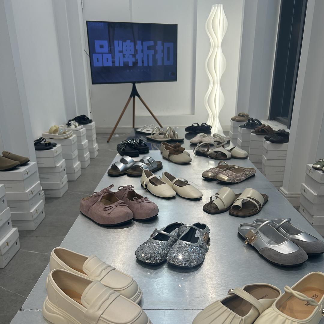 十三行龙华女鞋国际云仓