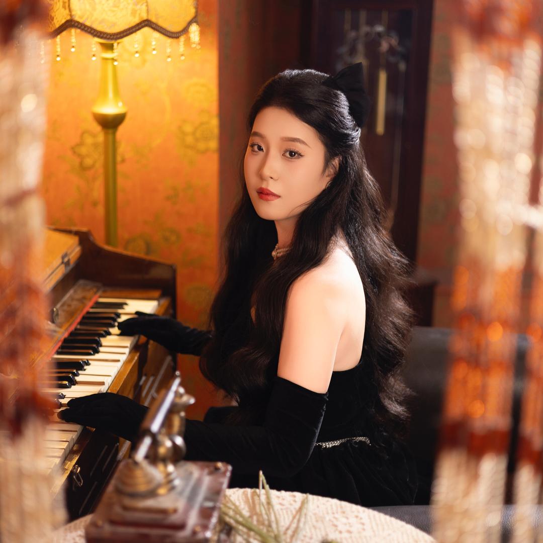 超能美少女壮士