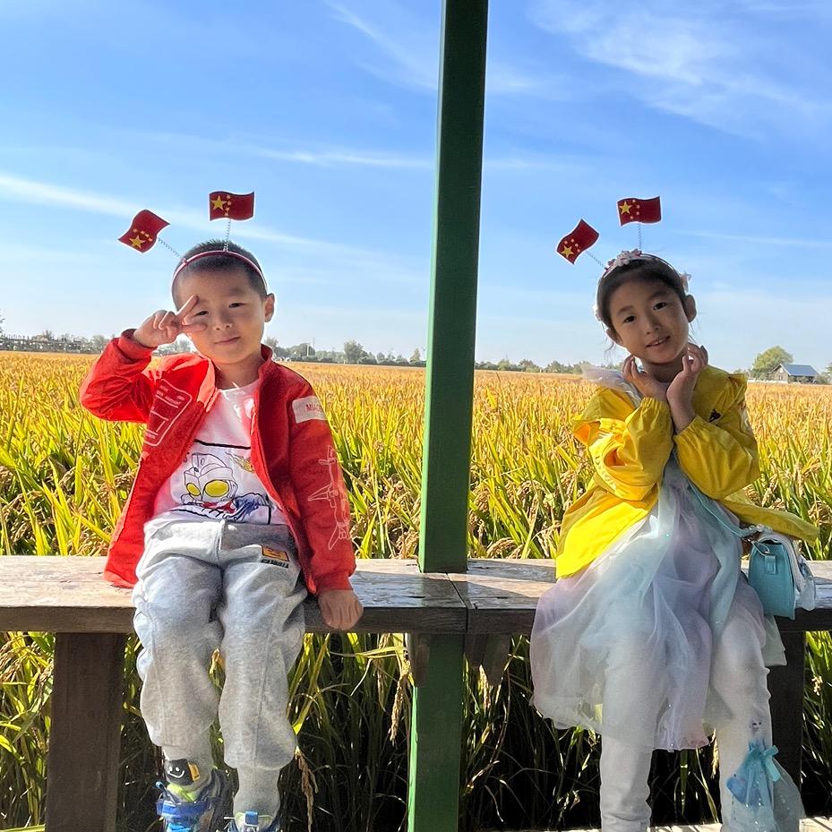 一起长大的诺&恒