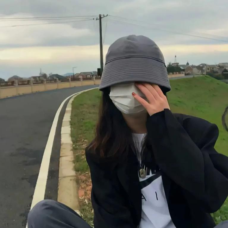 青青不吃红辣椒🌶️