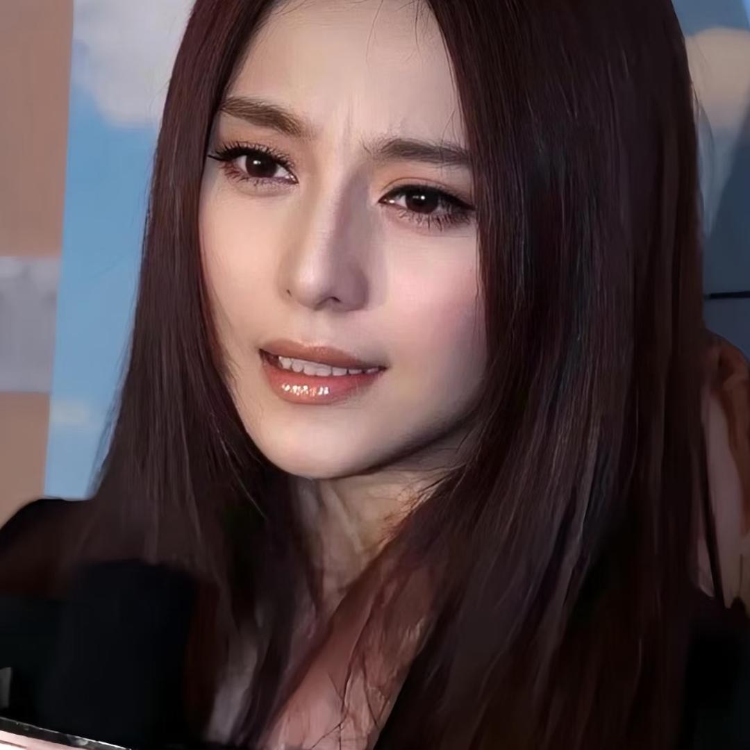 娜na.