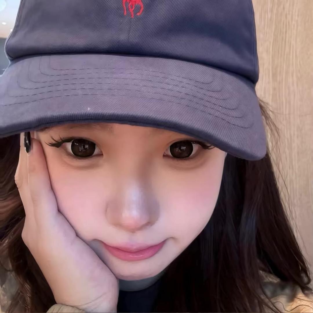 ˇ
