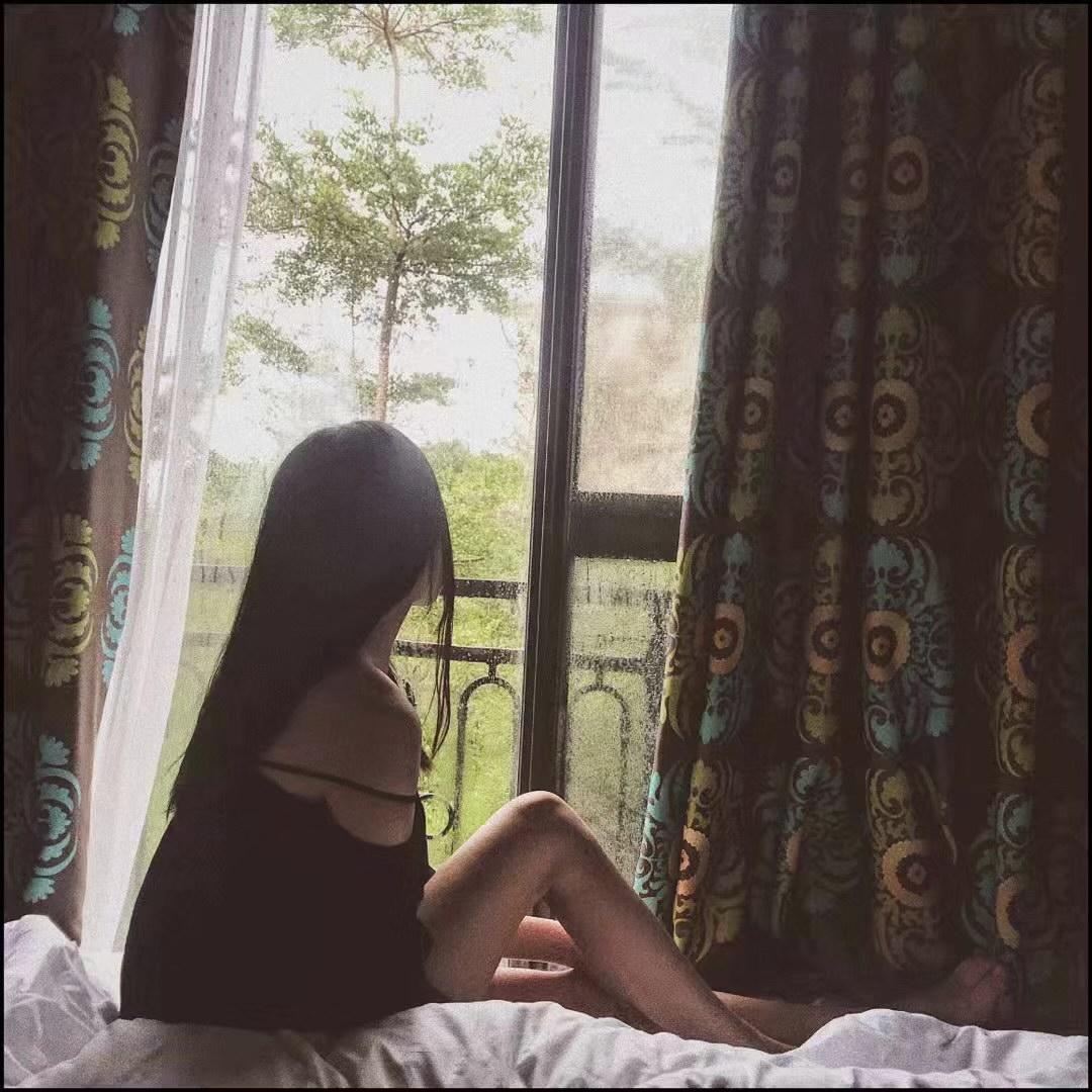 .阿月