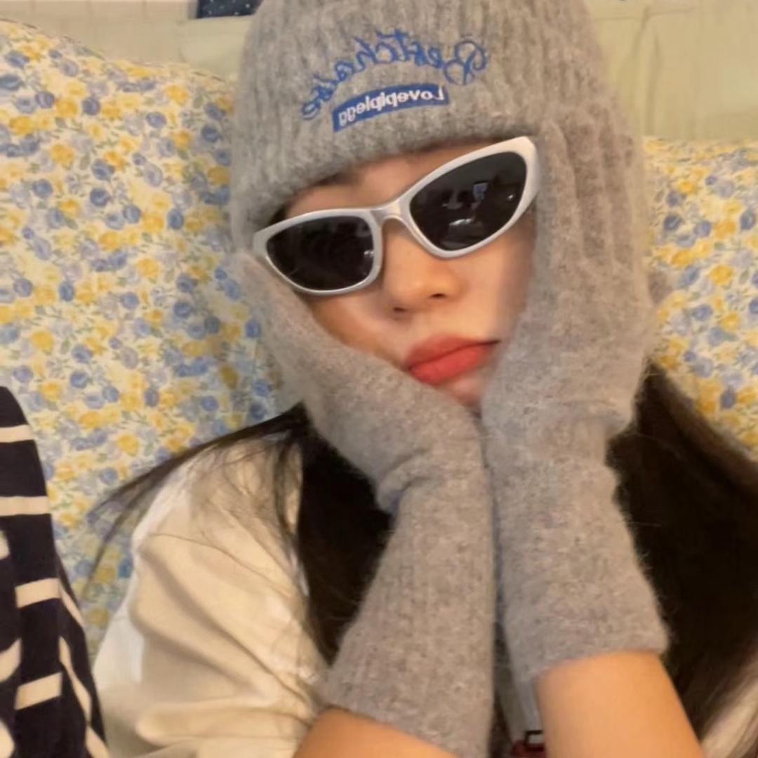 我不是怪人🦄