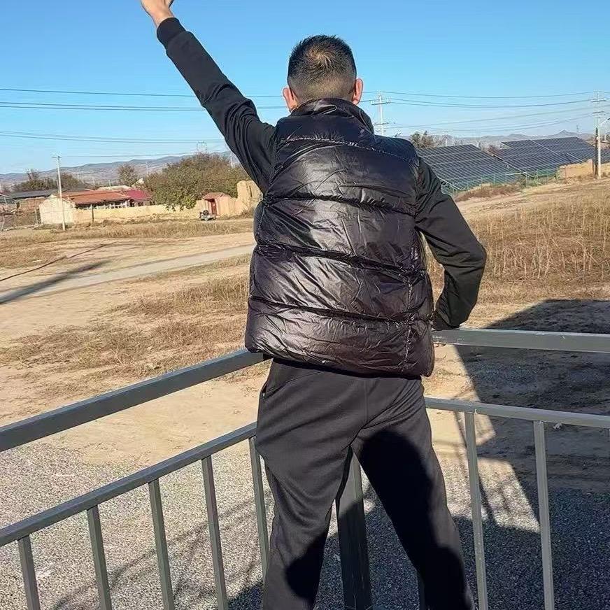 幸运星，梁哥