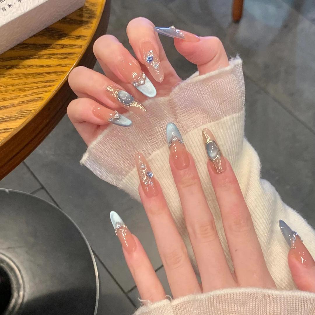 CC的穿戴甲日记