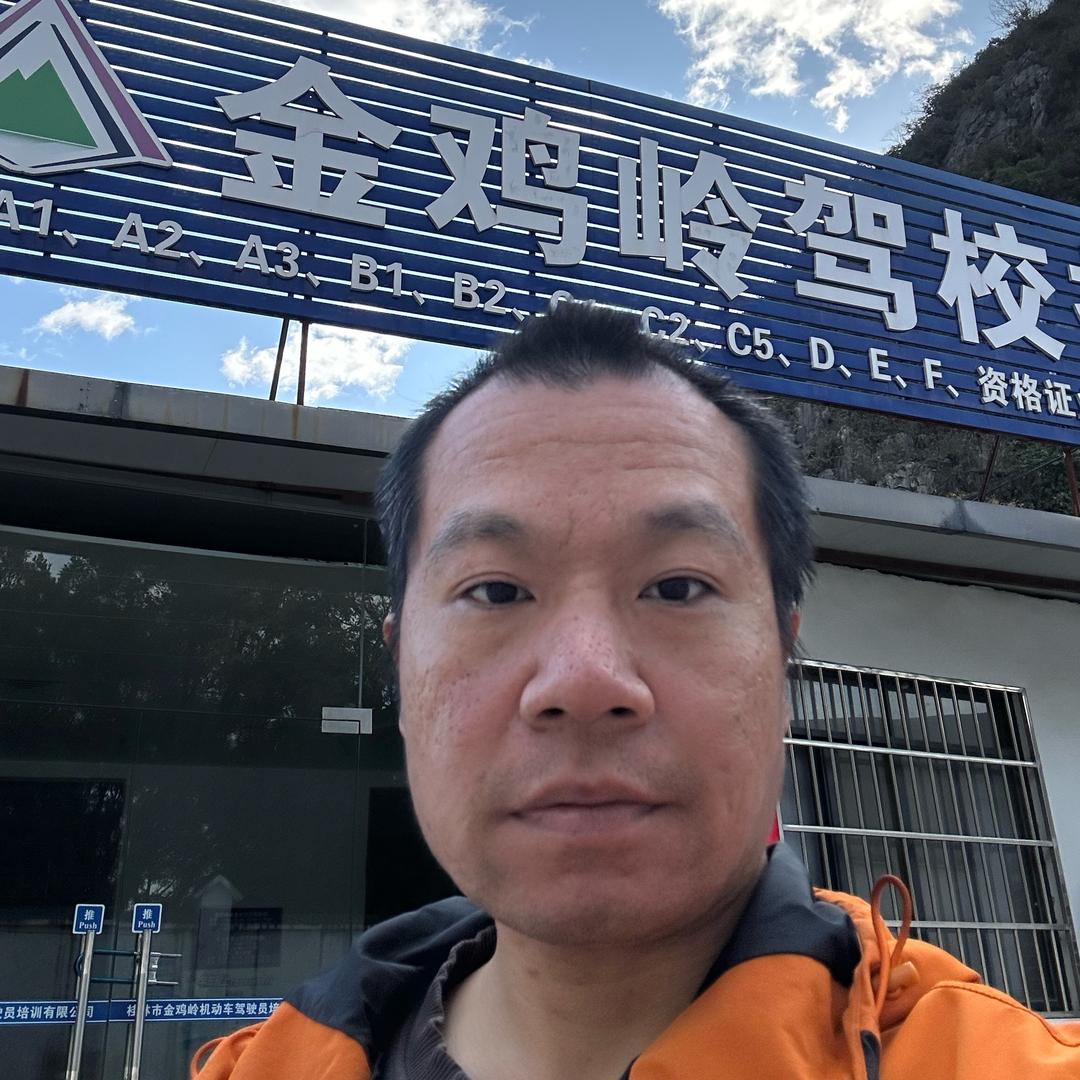 金鸡岭驾校摩托车刘哥