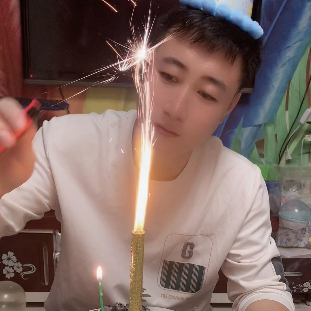 梁山上的老汉