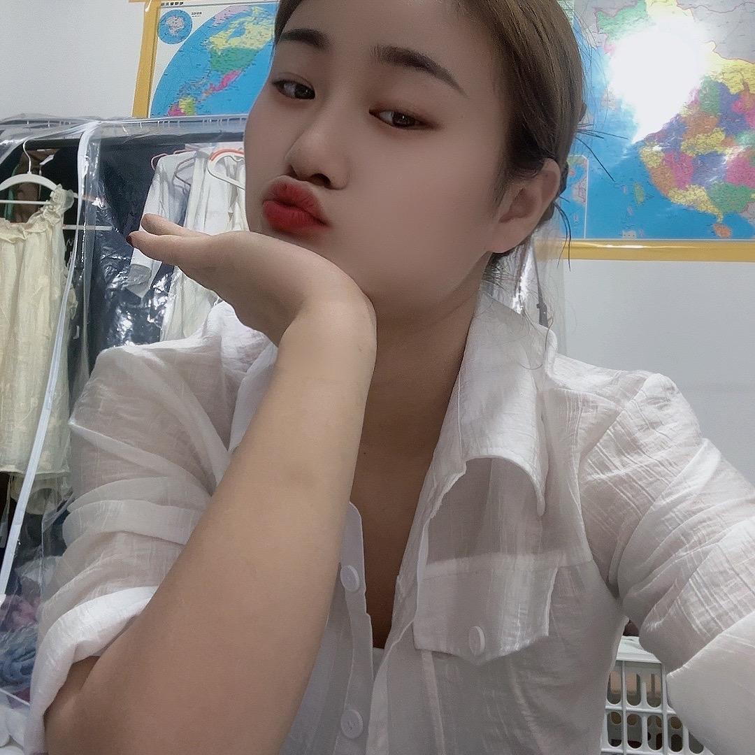 艾菲尔上的铁塔🗼梦