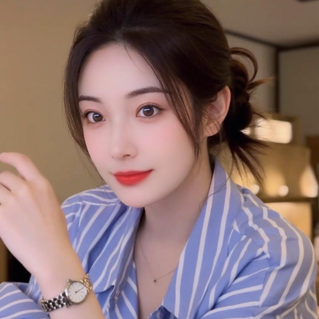 @芳◕‿◕✨