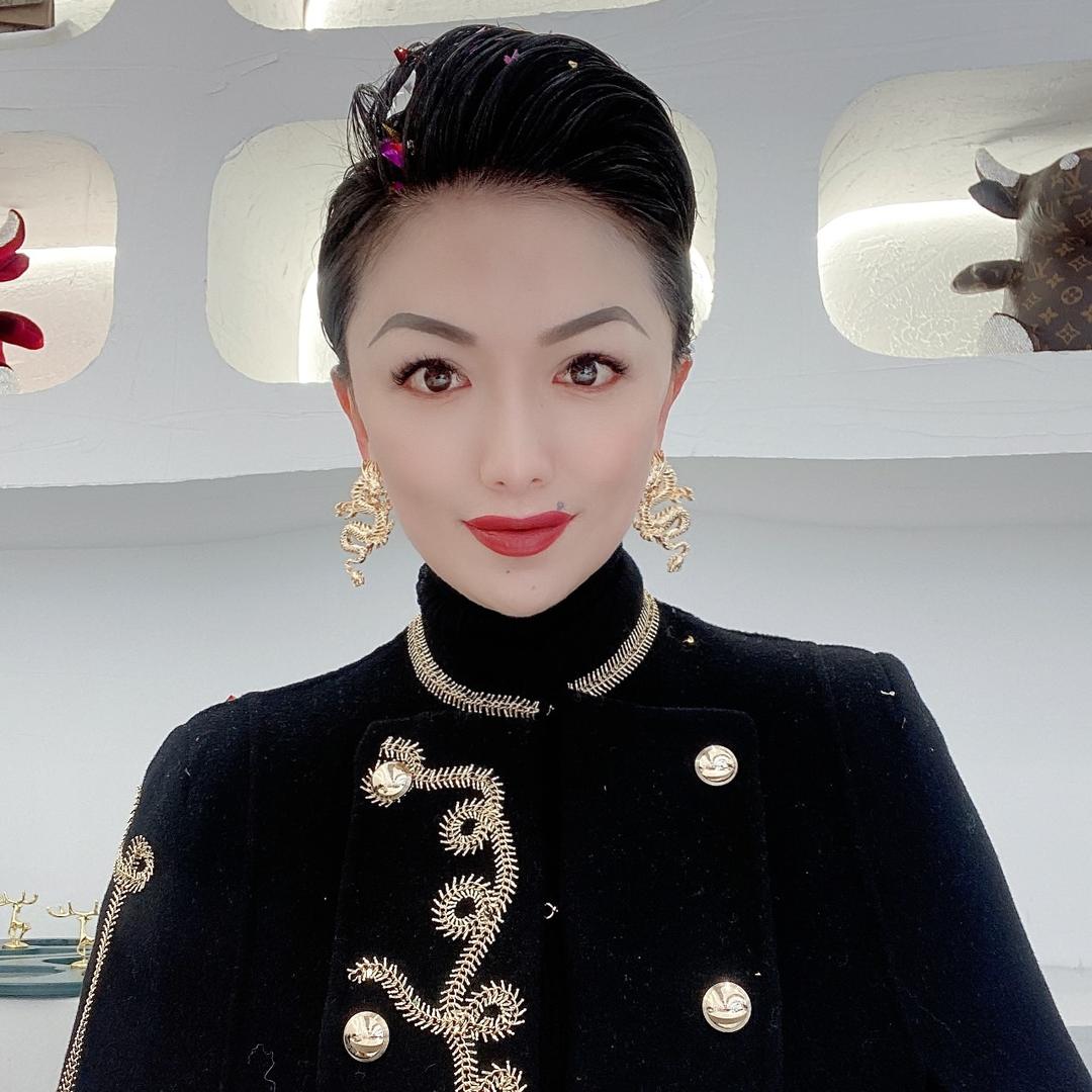 金太阳轻奢女装时尚