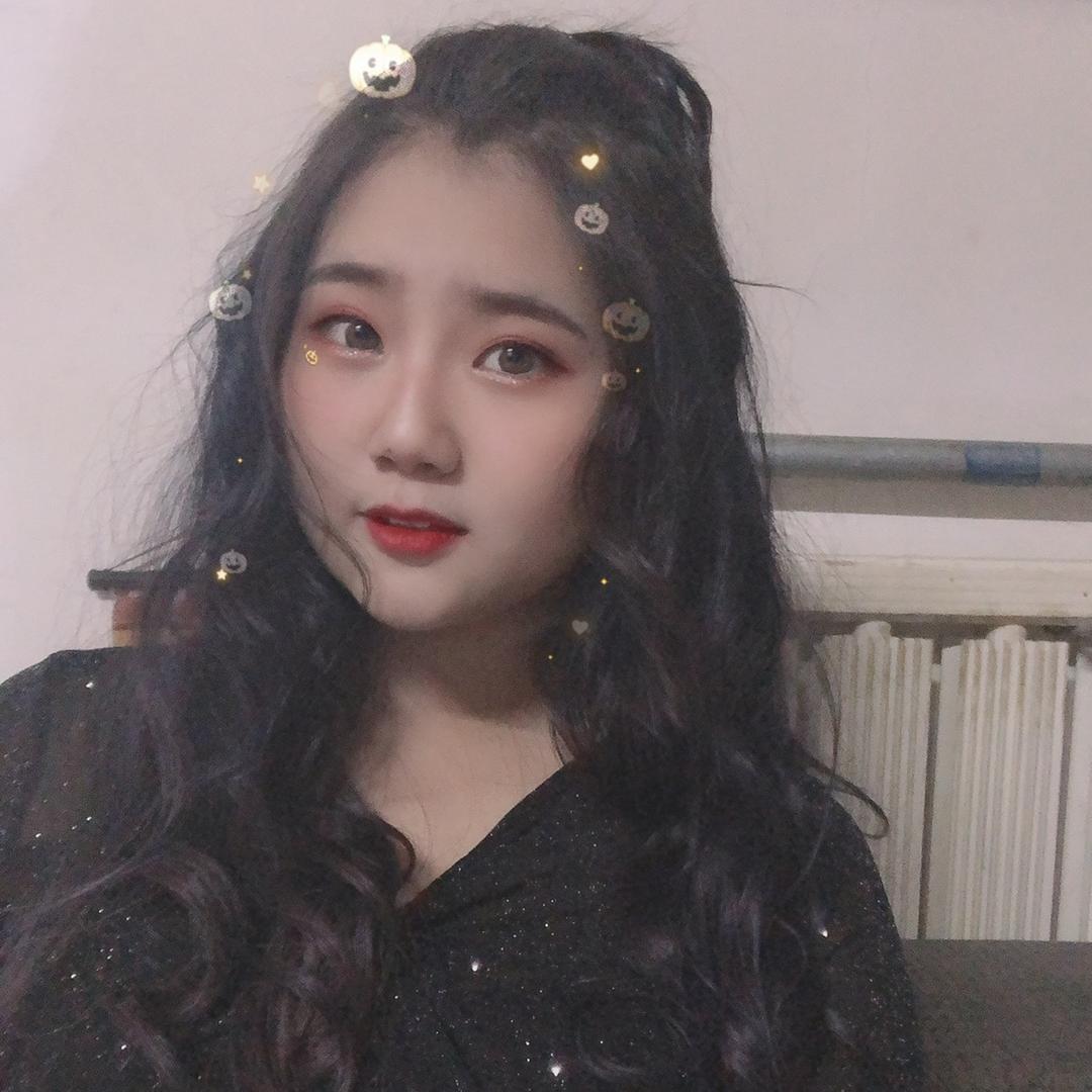 李 欣 💕