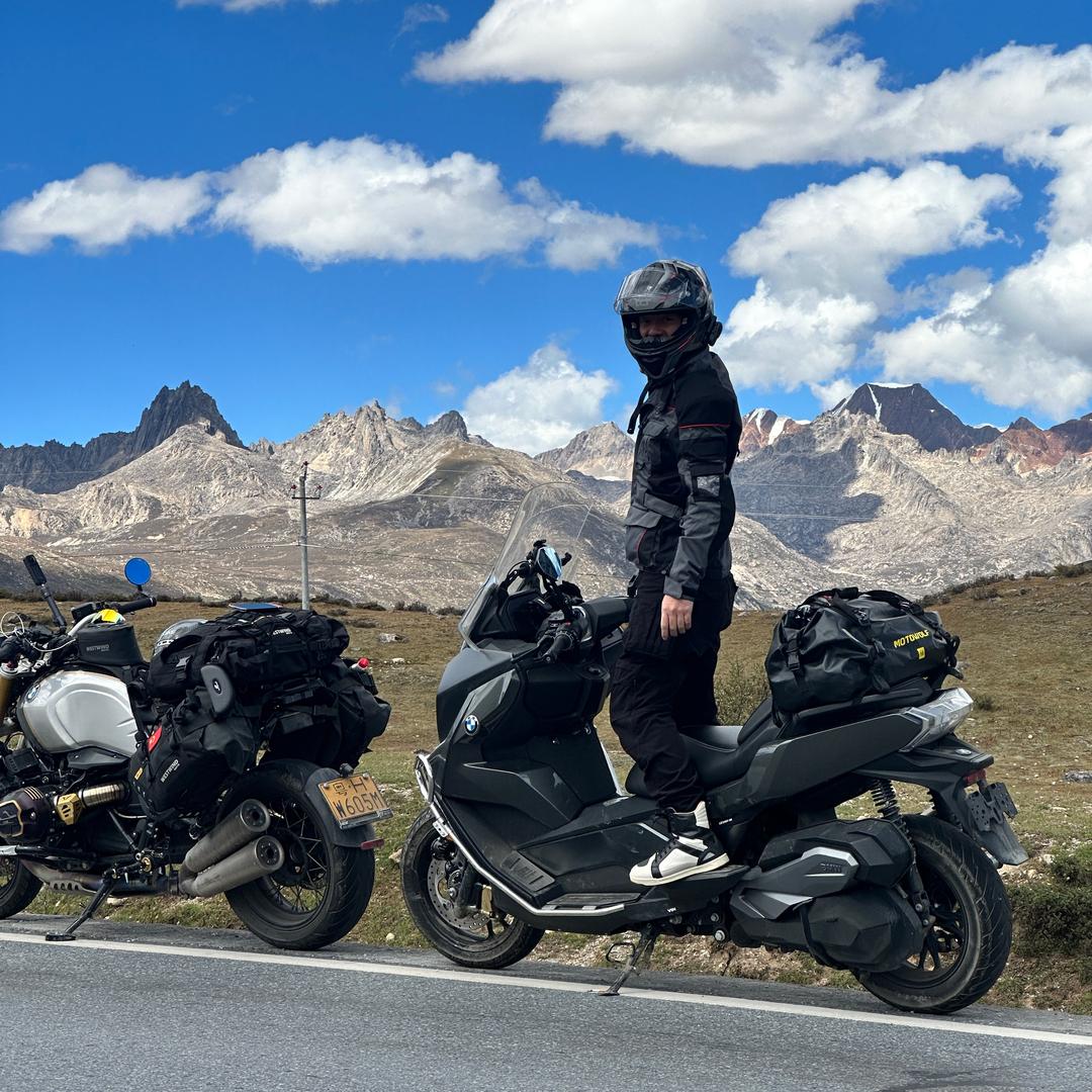 机车大书装备天花板