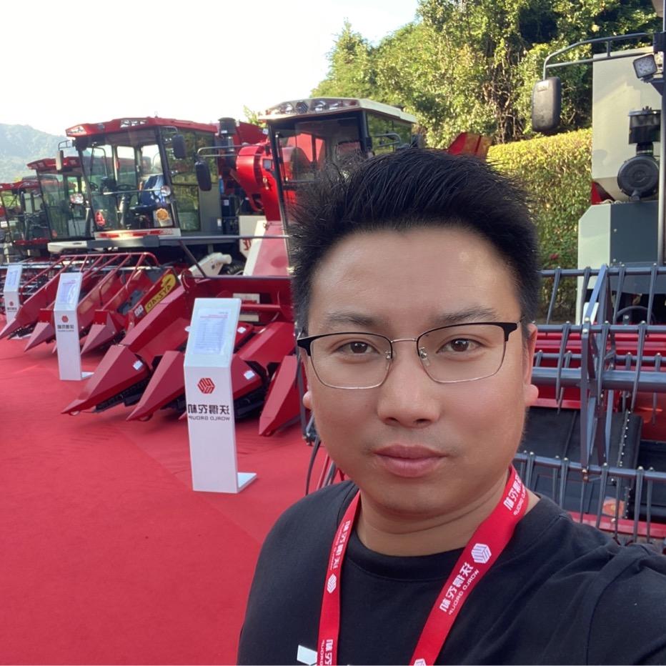 弓长月月鸟 沃得农机