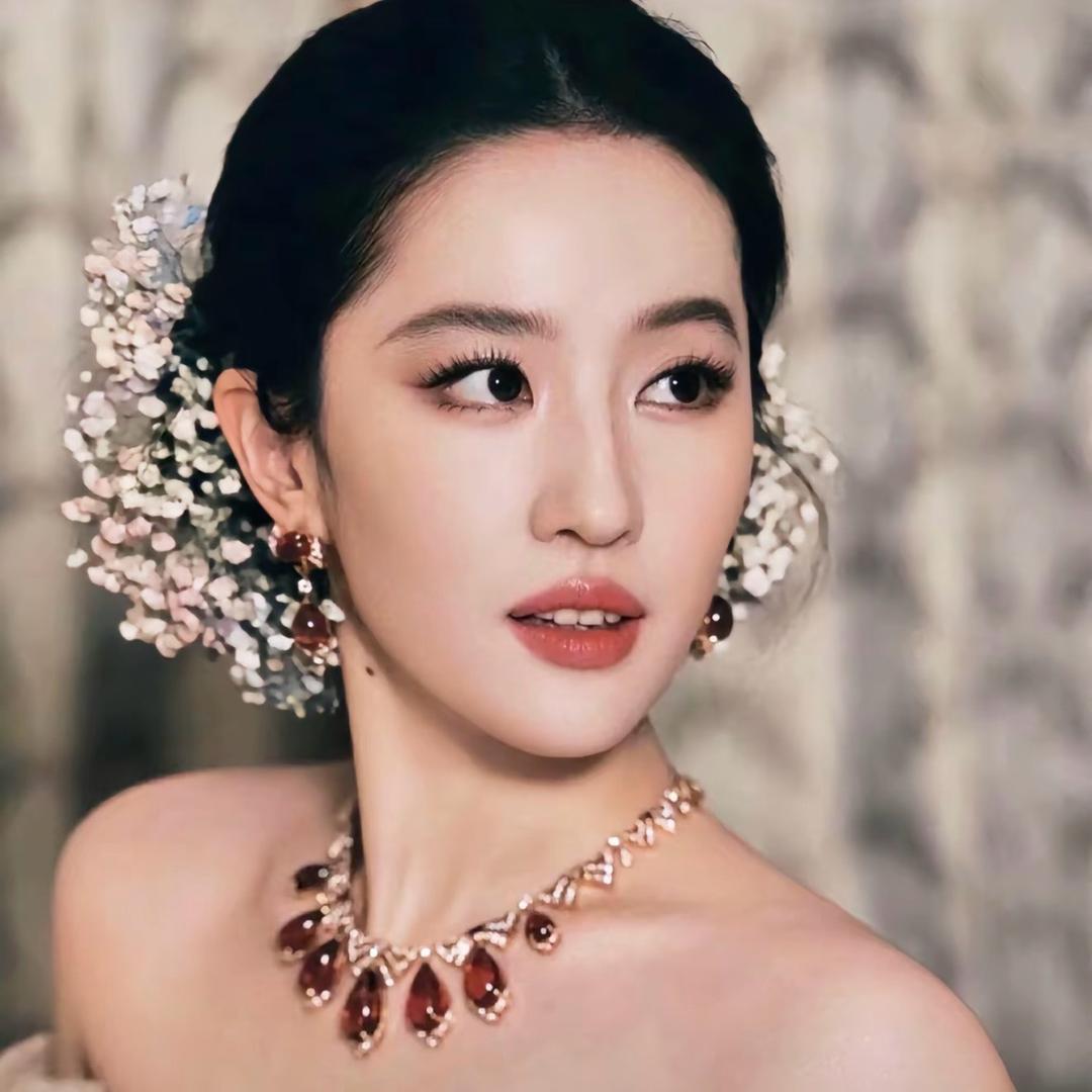 吃洋芋粑的公主殿下。