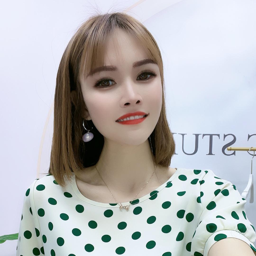 雅雅女装穿搭雅雅女装穿搭服饰
