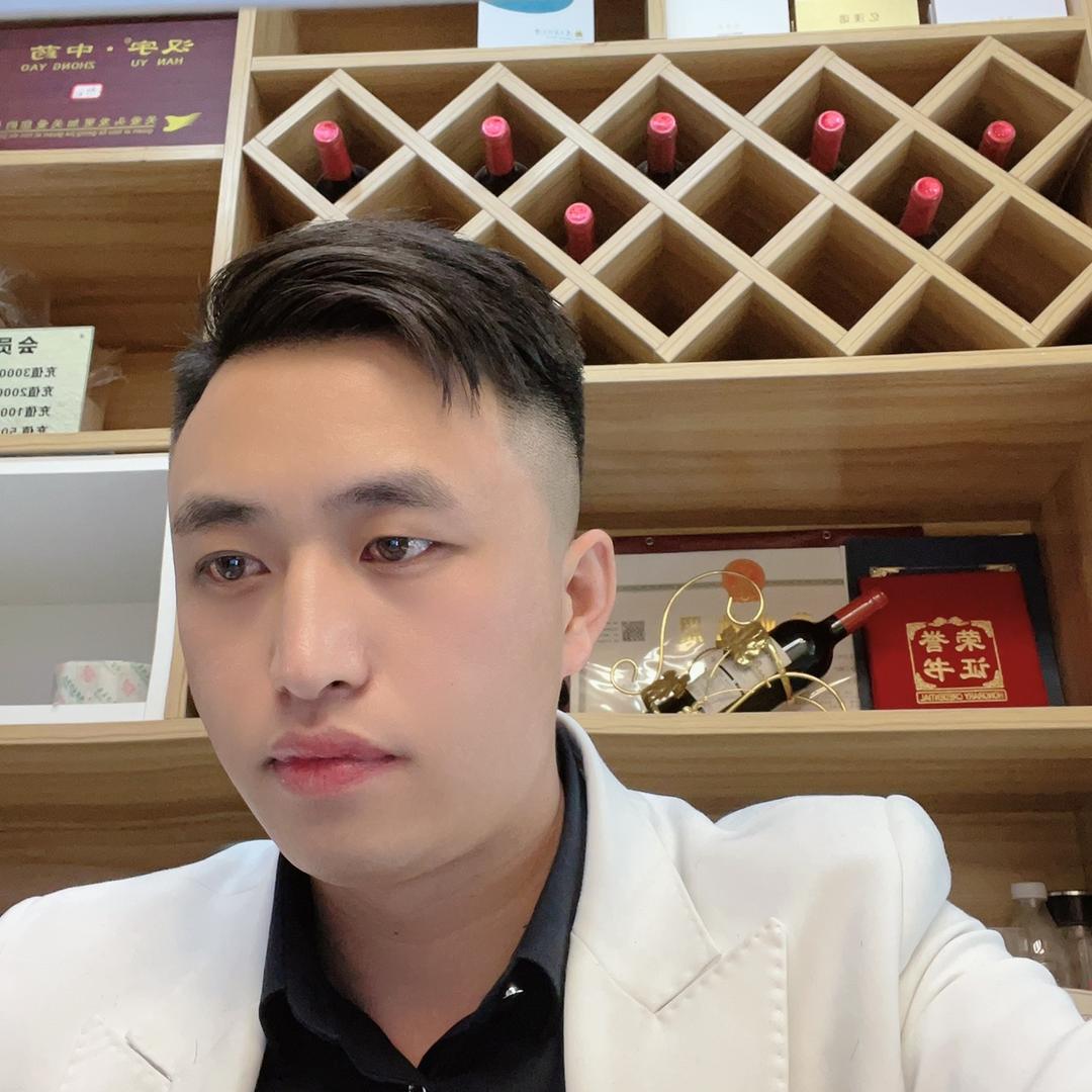 明日时尚美发馆(华联城店)官方号