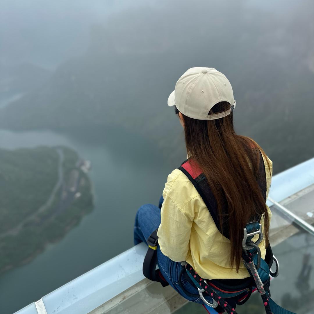 你好，我是多余