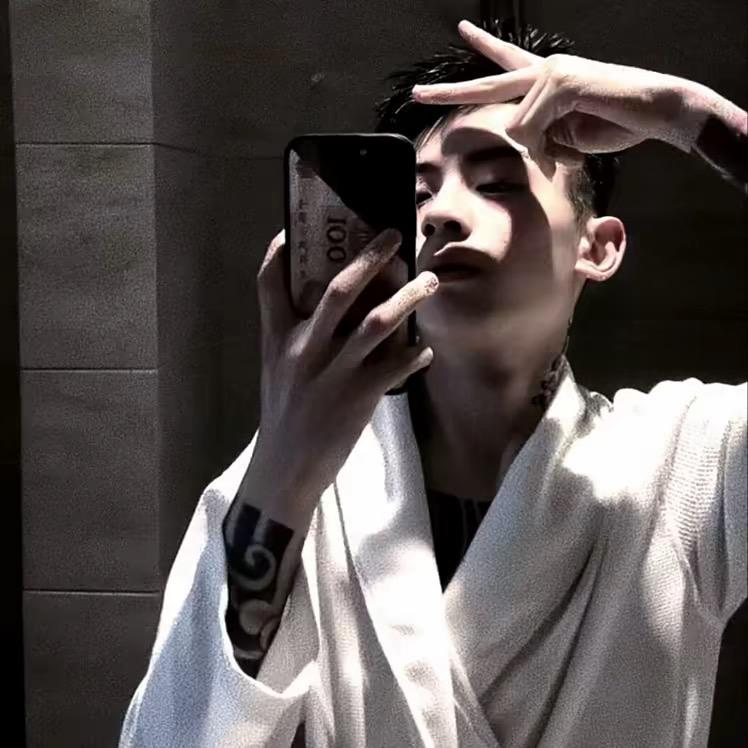 𝓟𝓲𝓷𝓰𝓦𝓮